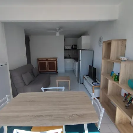 The Cozy Place On The Port And The Apartment *
